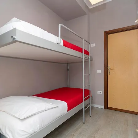 Le Sirene Hostel