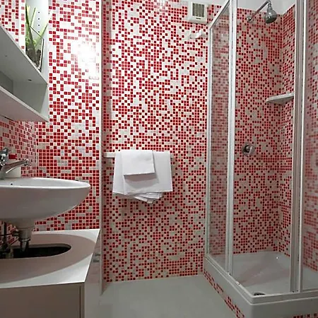 Le Sirene Хостел *